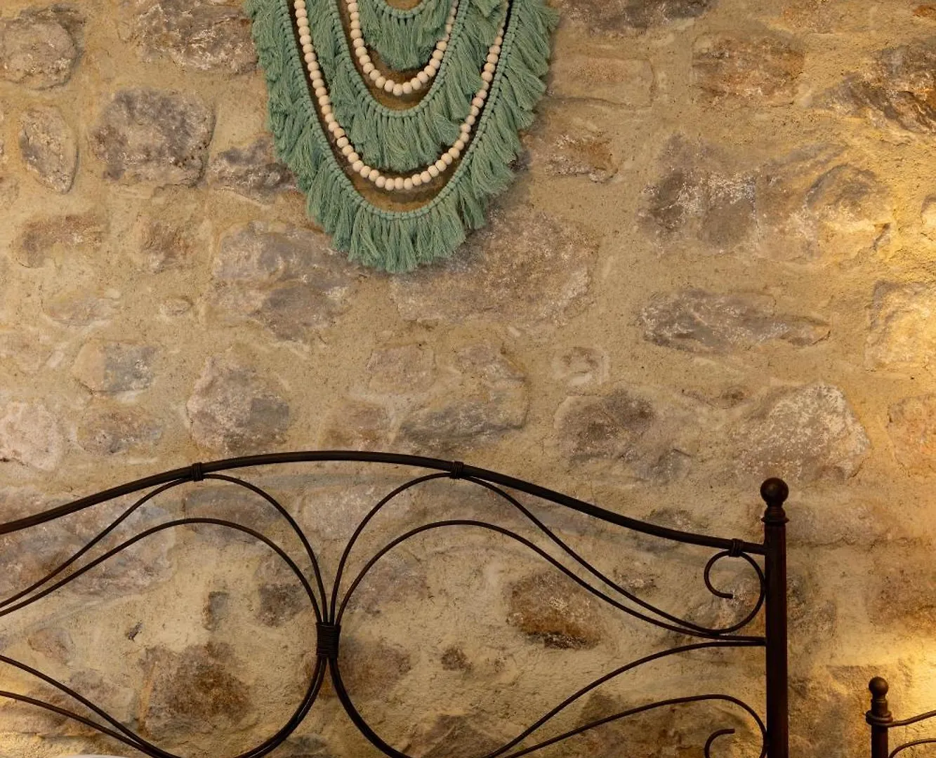 Atelier du Philosophe Saint-Victor  Saint-Victor (Ardeche)